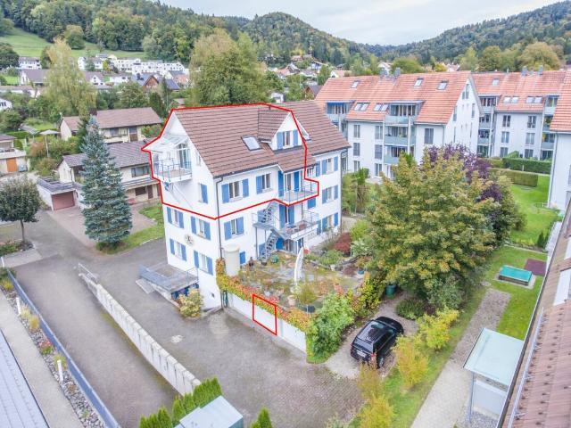 5.5 Zimmer Dachmaisonettewohnung mit zwei Balkonen und einer Garagenbox