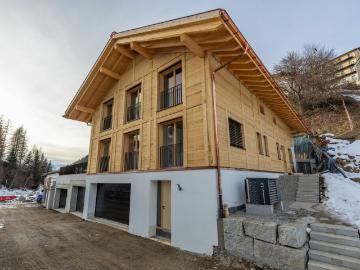 5.5 Zimmer Doppeleinfamilienhaus als hochwertiger Erstwohnsitz 6F in Davos Wiesen