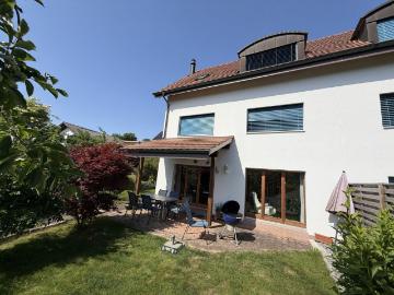 5.5 Zimmer Doppeleinfamilienhaus mit Garage