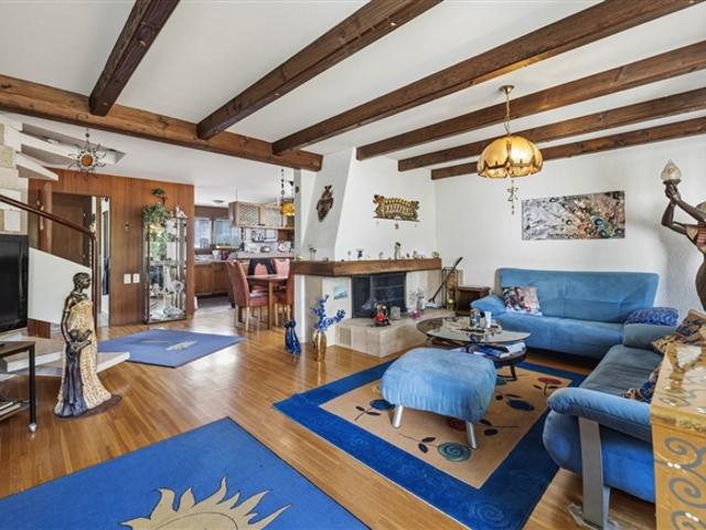 5.5 Zimmer Doppeleinfamilienhaus mit Garten in Muttenz