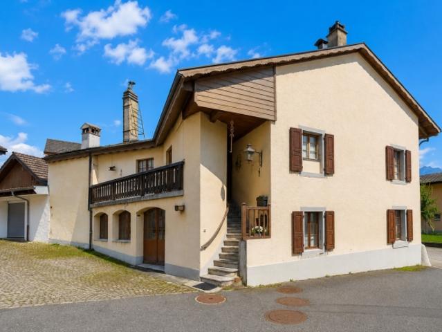 5.5 Zimmer Dorfhaus im Herzen von Roche