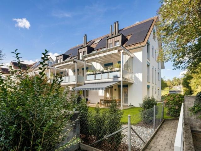 5.5 Zimmer Dreigeschoss Maisonettewohnung an ruhiger, familienfreundlicher Lage in Gossau ZH