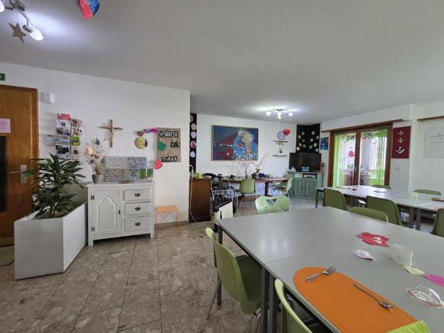 5.5 Zimmer, EG
