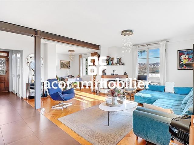 5.5 Zimmer Einfamilienhaus mit aussergewöhnlichem Charme