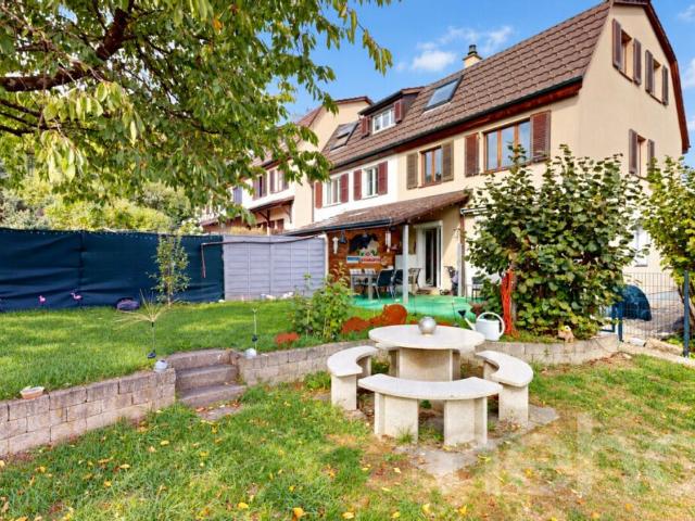 5.5 Zimmer Reiheneckhaus mit grosszügigem Garten und Weitblick