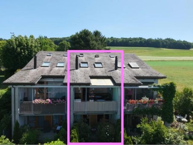 5.5 Zimmer Reihenhaus mit Weitsicht in Bellikon