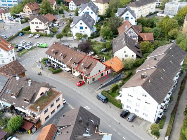 5.5 Zimmer Triplexwohnung mit eigenem Aussenzugang im historischen Ortskern von Wülflingen