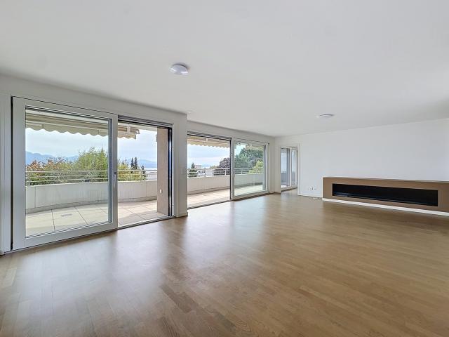 5.5 Zimmer Wohnung mit Seeblick