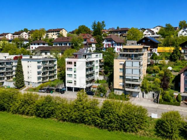Grosszügige 5.5 Zimmer Wohnung nahe Bern in Steinibach