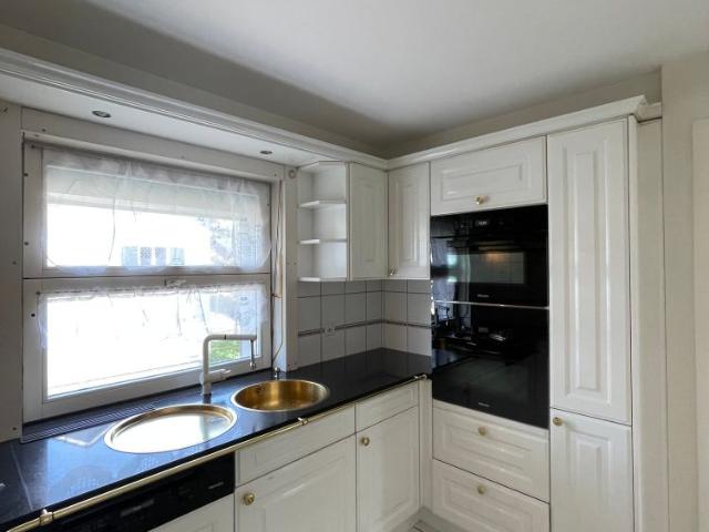 5.5 Zimmer, 143 m², 1. Stock