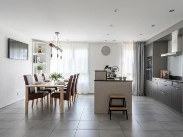 Wohnung mieten in Bezirk Zofingen - Balkon