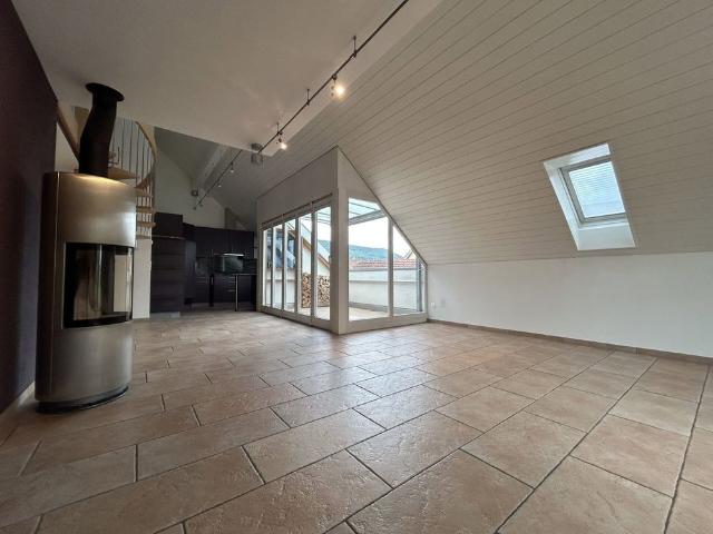5.5 Zimmer, 140 m², 2. Stock