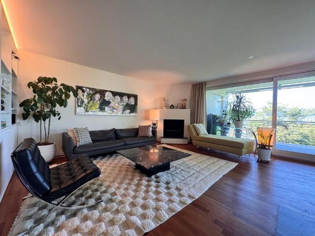 5.5 Zimmer, 142 m², 1. Stock