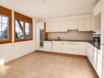 5.5 Zimmer, 142 m², 1. Stock