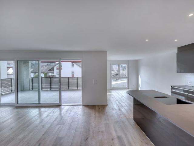 5.5 Zimmer, 142 m², 1. Stock