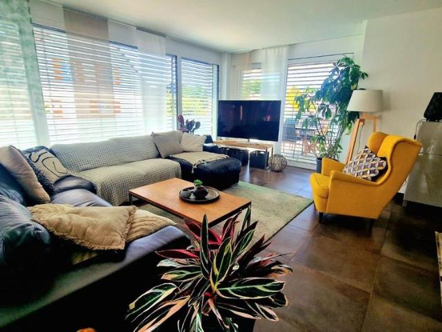 5.5 Zimmer, 146 m², 2. Stock