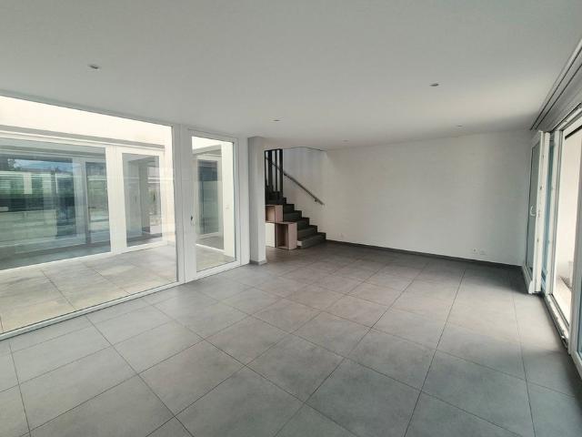 5.5 Zimmer, 153 m²