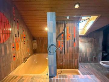 5.5 Zimmer, 150 m², 1. Stock