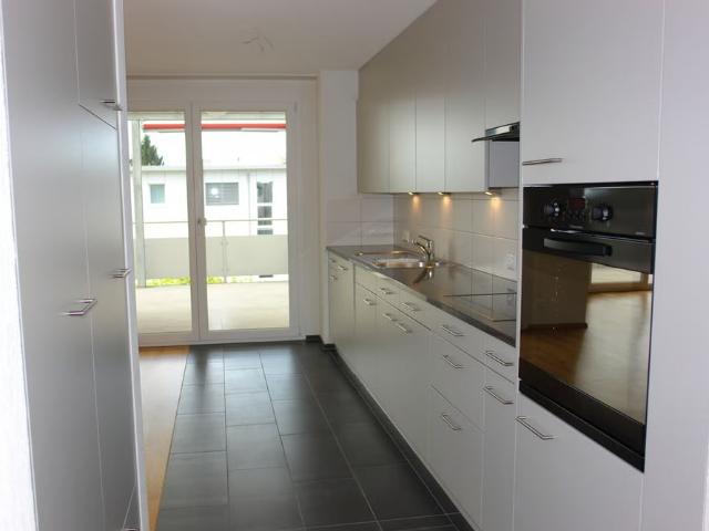 5.5 Zimmer, 150 m², 2. Stock