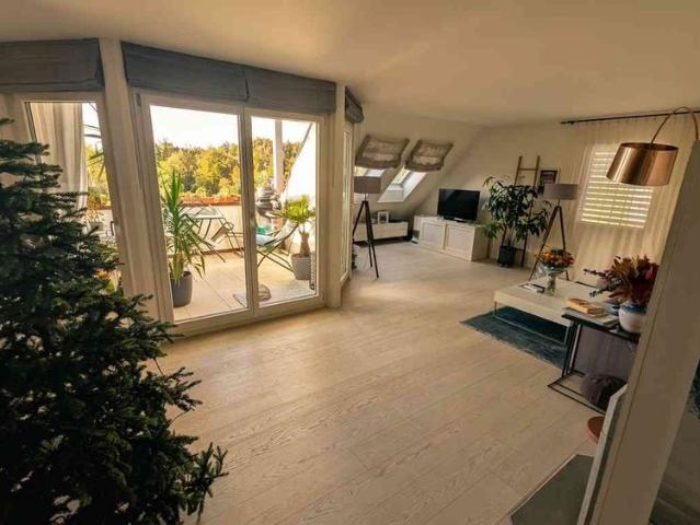 5.5 Zimmer, 150 m², 2. Stock