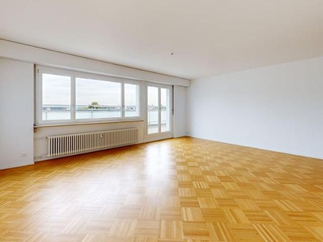 5.5 Zimmer, 150 m², 4. Stock