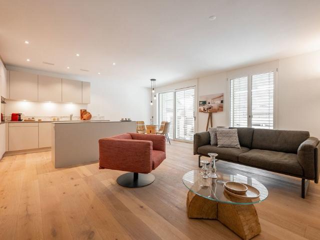 5.5 Zimmer, 151 m², EG