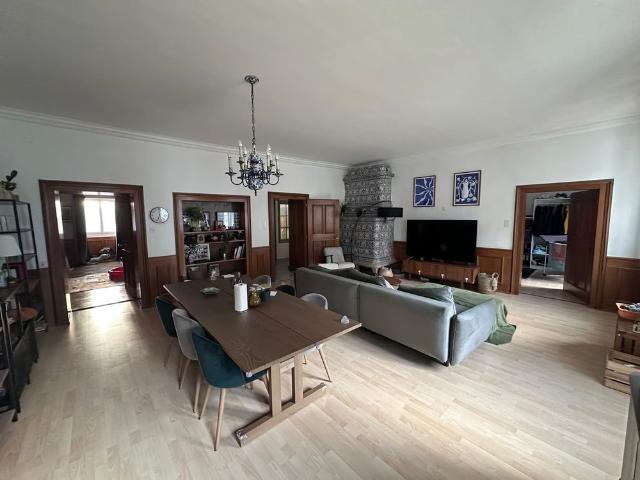 5.5 Zimmer, 157 m², 1. Stock