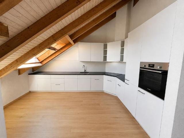 5.5 Zimmer, 155 m², 3. Stock