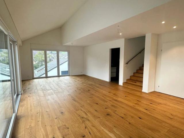 5.5 Zimmer, 158 m², 3. Stock