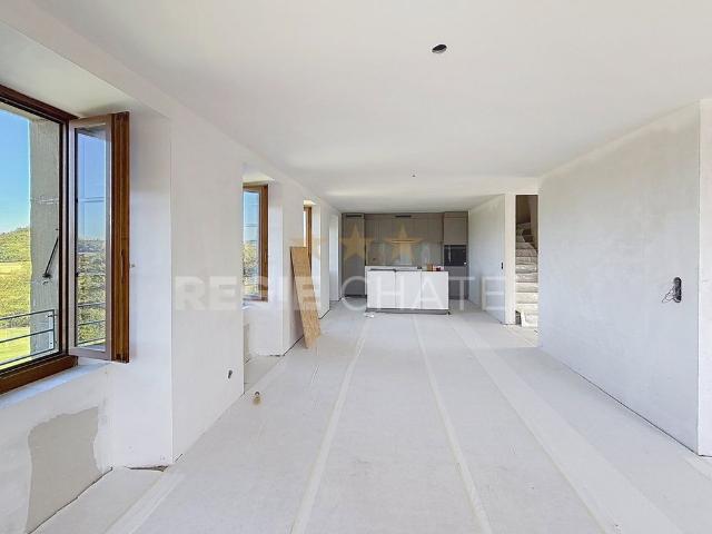 5.5 Zimmer, 163 m², 1. Stock