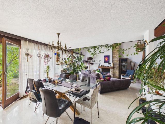 5.5 Zimmer, 168 m²
