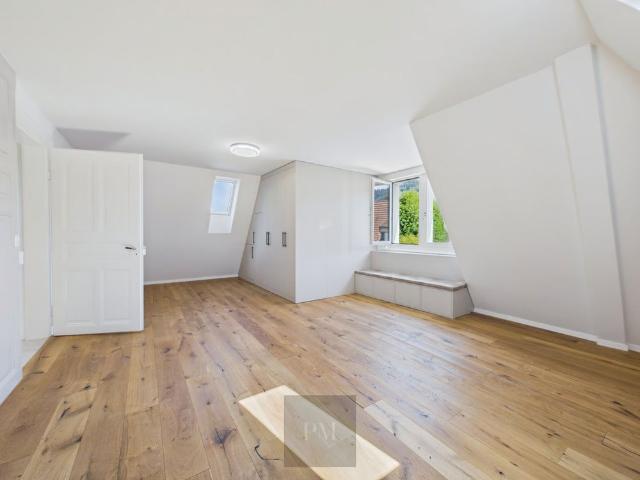 5.5 Zimmer, 169 m²