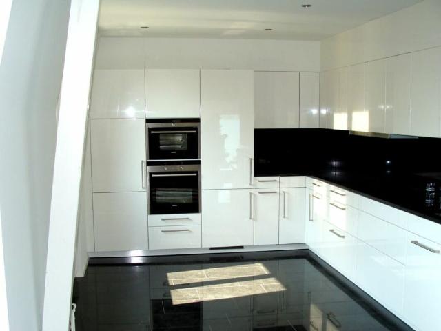 5.5 Zimmer, 170 m², 3. Stock