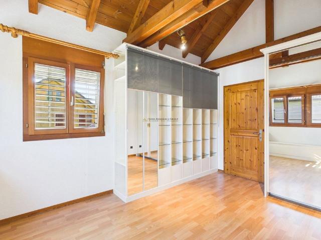 5.5 Zimmer, 171 m², 1. Stock