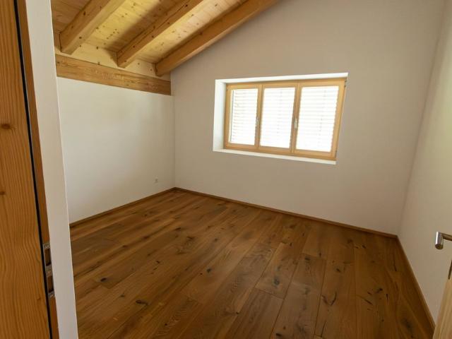 5.5 Zimmer, 175 m², 1. Stock