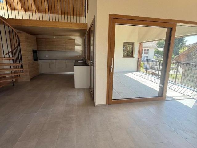 5.5 Zimmer, 175 m², 2. Stock