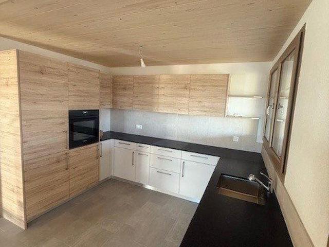 5.5 Zimmer, 175 m², 2. Stock