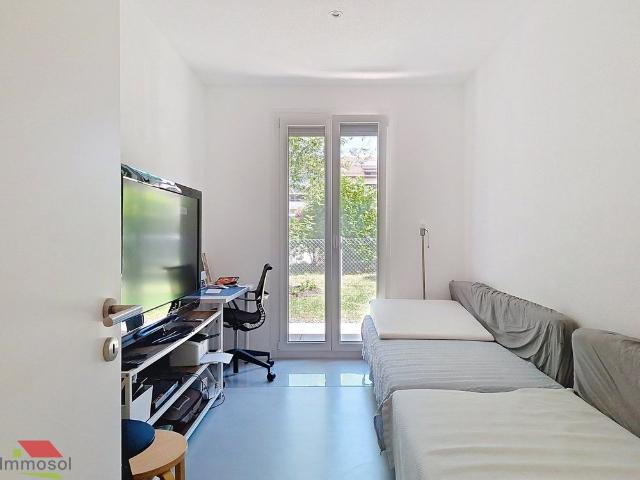 5.5 Zimmer, 179 m², EG