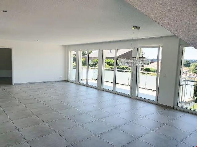 5.5 Zimmer, 180 m², 1. Stock