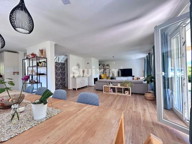 5.5 Zimmer, 180 m²