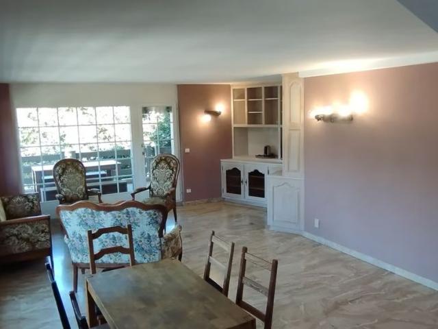 5.5 Zimmer, 180 m²