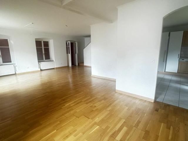 5.5 Zimmer, 181 m², 1. Stock