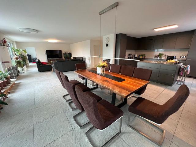 5.5 Zimmer, 193 m²