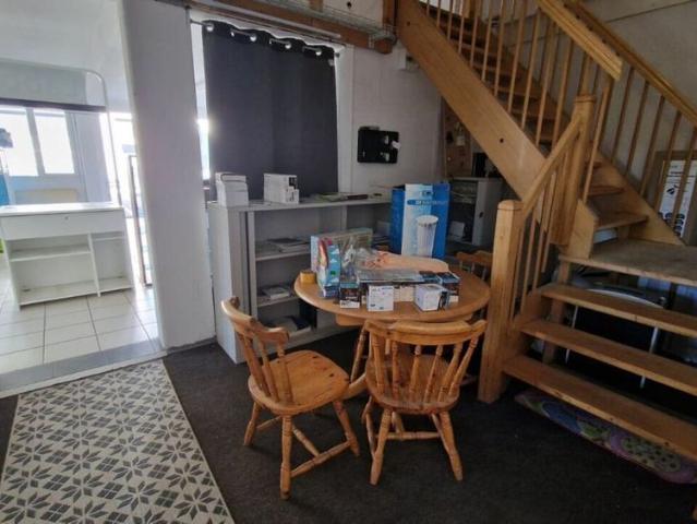 5.5 Zimmer, 191 m²