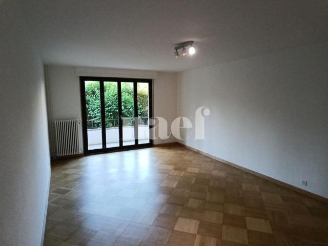 5.5 Zimmer, 103 m², 1. Stock