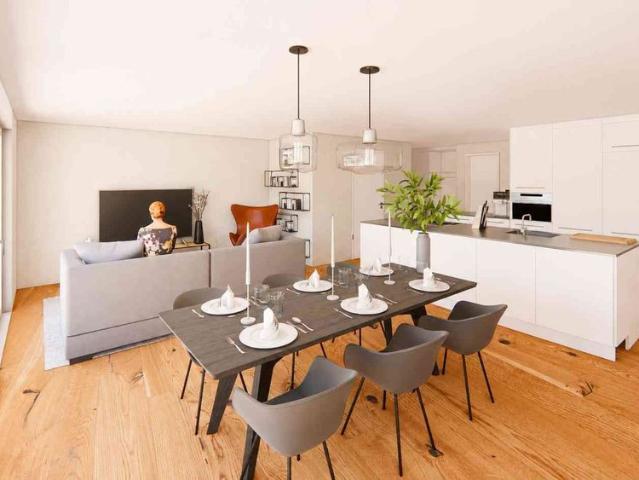5.5 Zimmer, 123 m², EG