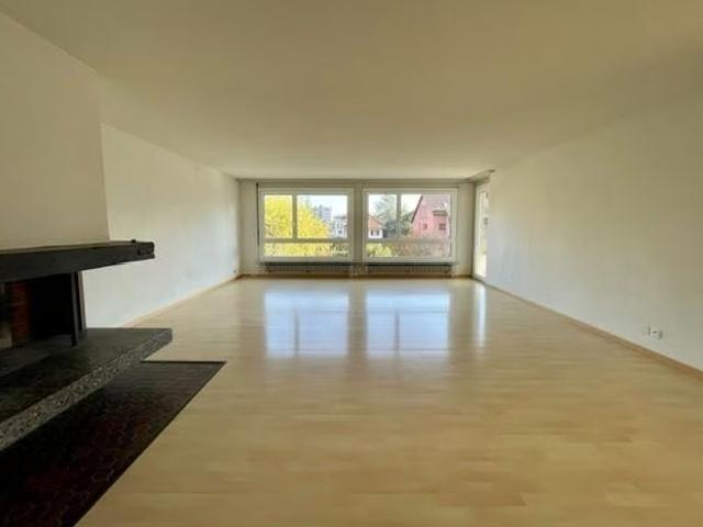 5.5 Zimmer, 123 m², 2. Stock