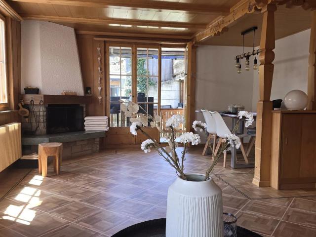 5.5 Zimmer, 120 m², 1. Stock