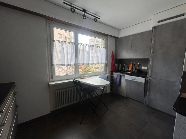 5.5 Zimmer, 120 m², 3. Stock