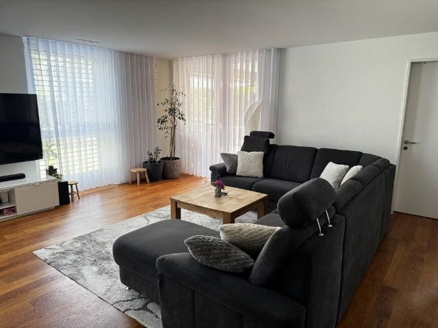 5.5 Zimmer, 121 m², EG